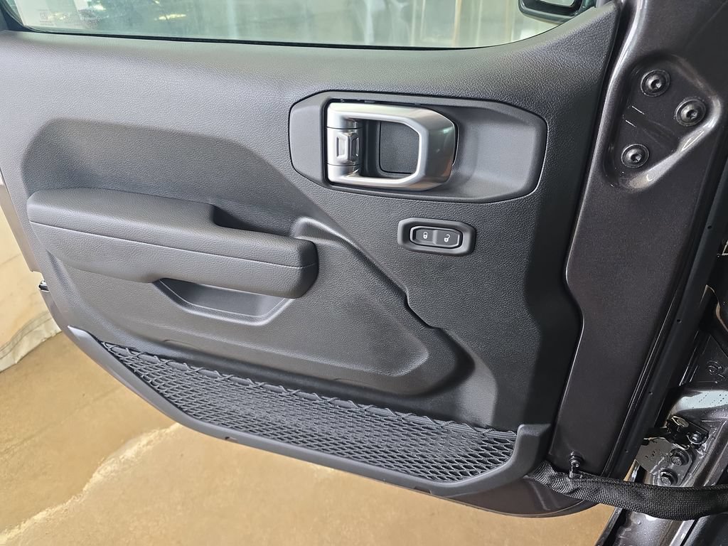 New 2026 Jeep Wrangler Unlimited Sport AWD/4WD image 27