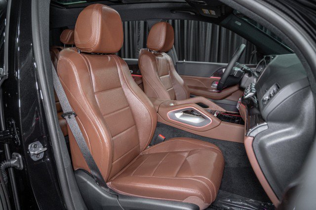 New 2026 Mercedes-Benz GLS 450 4MATIC image 15