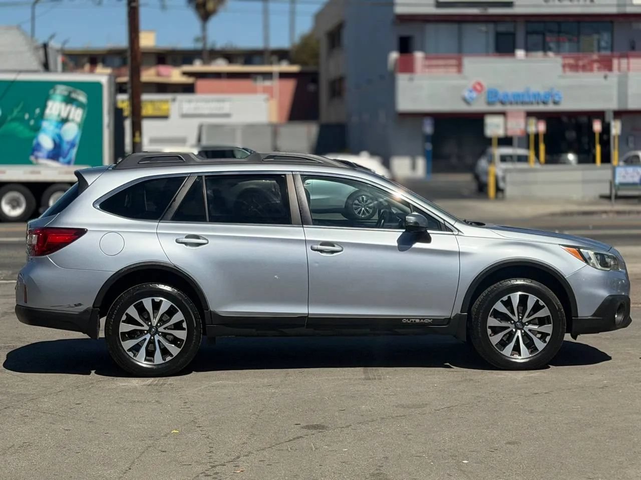 Used 2015 Subaru Outback 2.5i Limited AWD/4WD image 19