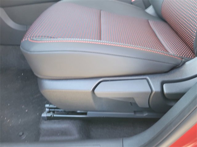 New 2026 Nissan Kicks SR w/ Cold Weather Package image 15