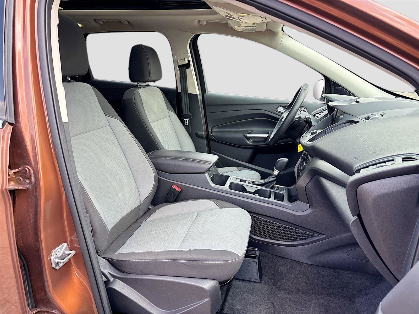 Used 2017 Ford Escape SE w/ Equipment Group 201A AWD/4WD image 33