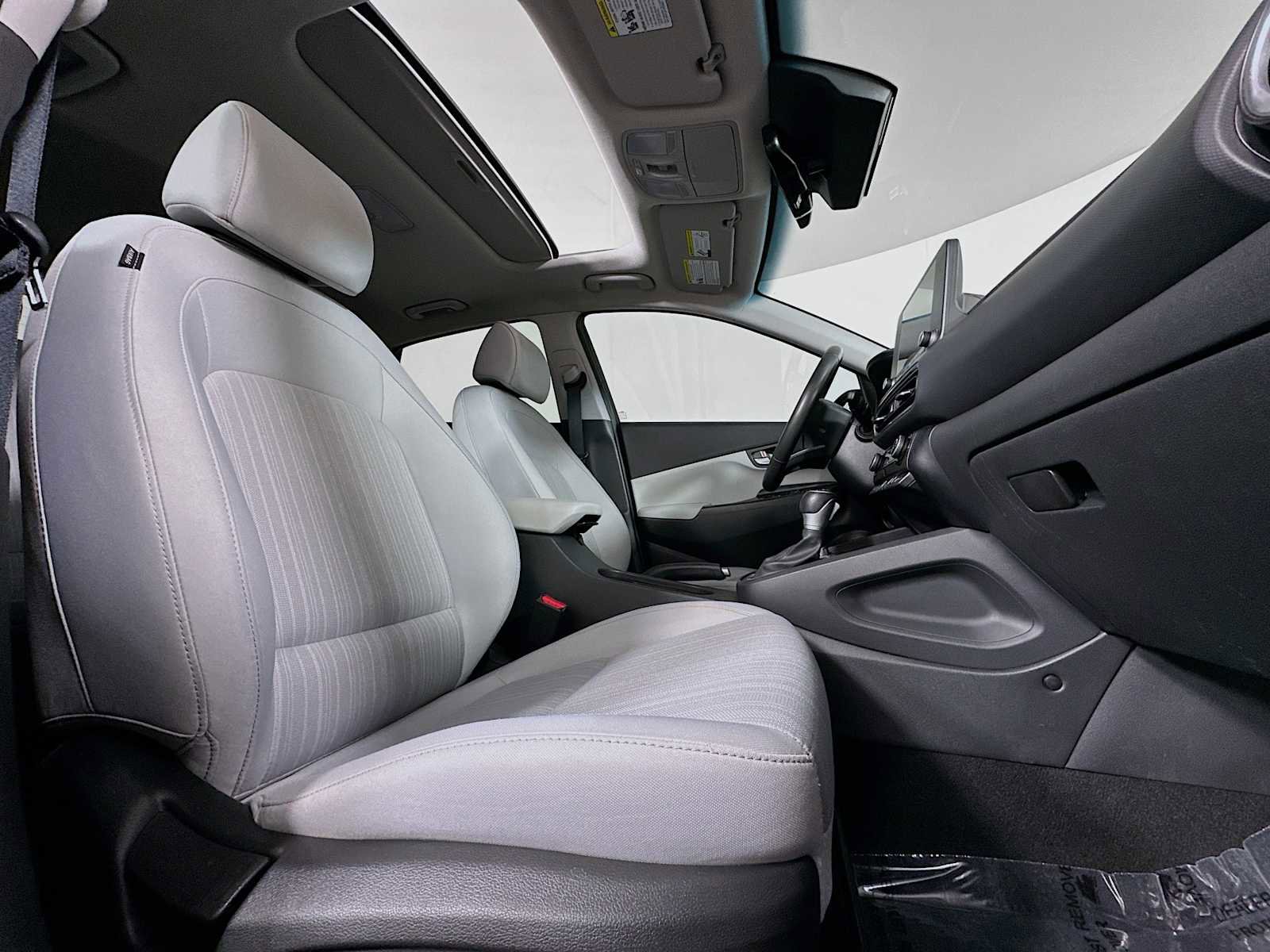 Used 2022 Hyundai Kona SEL w/ Convenience Package image 25