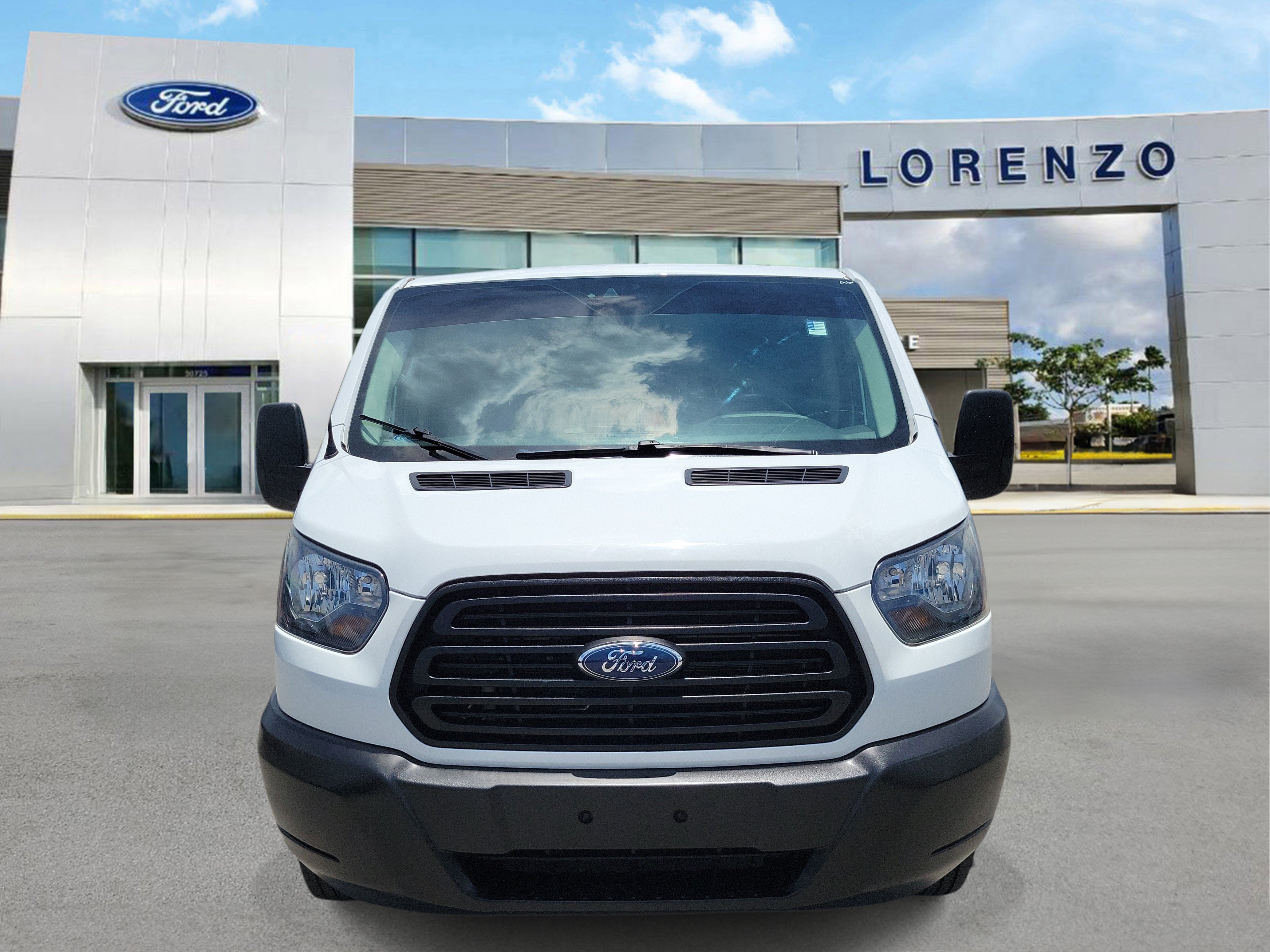 Used 2019 Ford Transit 150 148 Low Roof RWD image 2