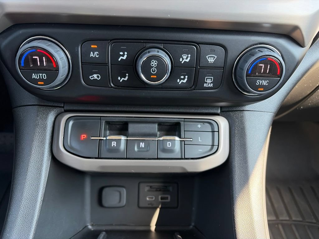 Used 2023 GMC Acadia Denali AWD/4WD image 13