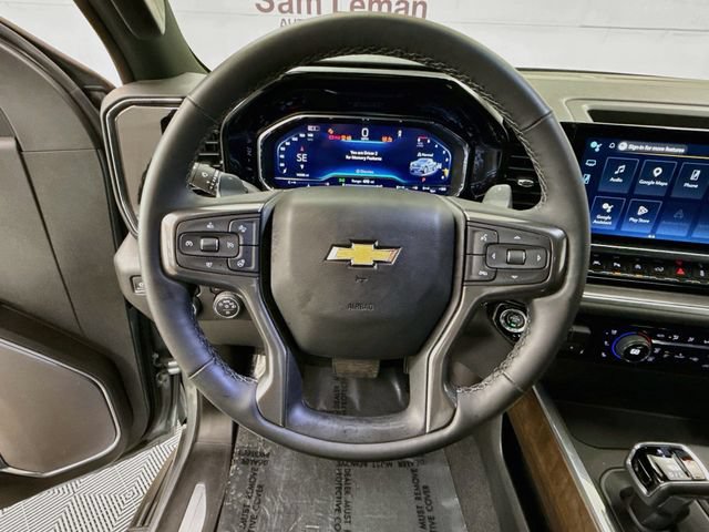 Used 2025 Chevrolet Silverado 1500 High Country w/ High Country Premium Package AWD/4WD image 12