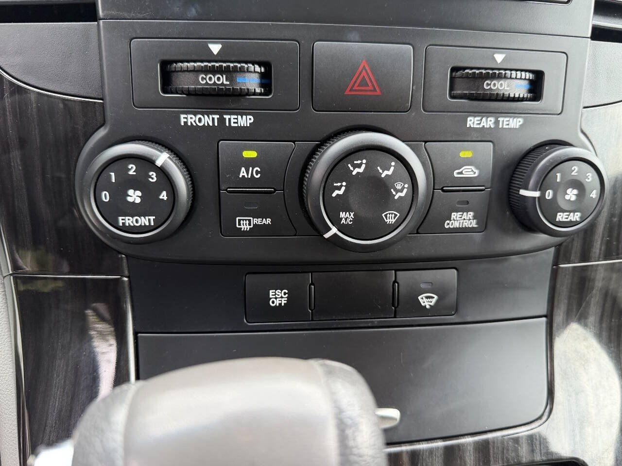 Used 2011 Kia Sedona EX FWD image 18