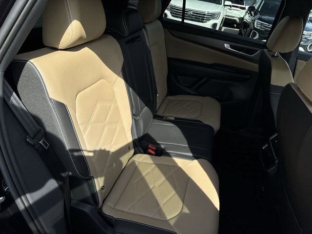 New 2026 Volkswagen Atlas Cross Sport SE image 26