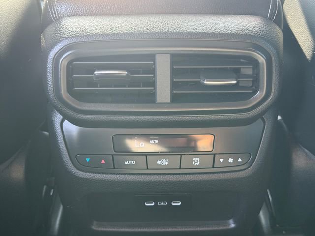 Used 2025 Honda Pilot EX-L image 16