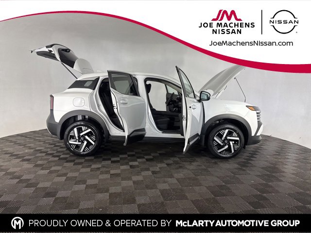 Certified 2025 Nissan Kicks SV w/ Illumination Package image 13