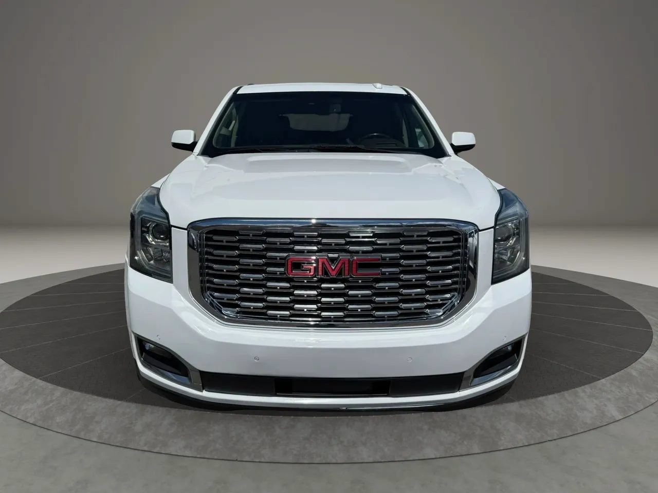 Used 2020 GMC Yukon Denali w/ Open Road Package AWD/4WD image 3