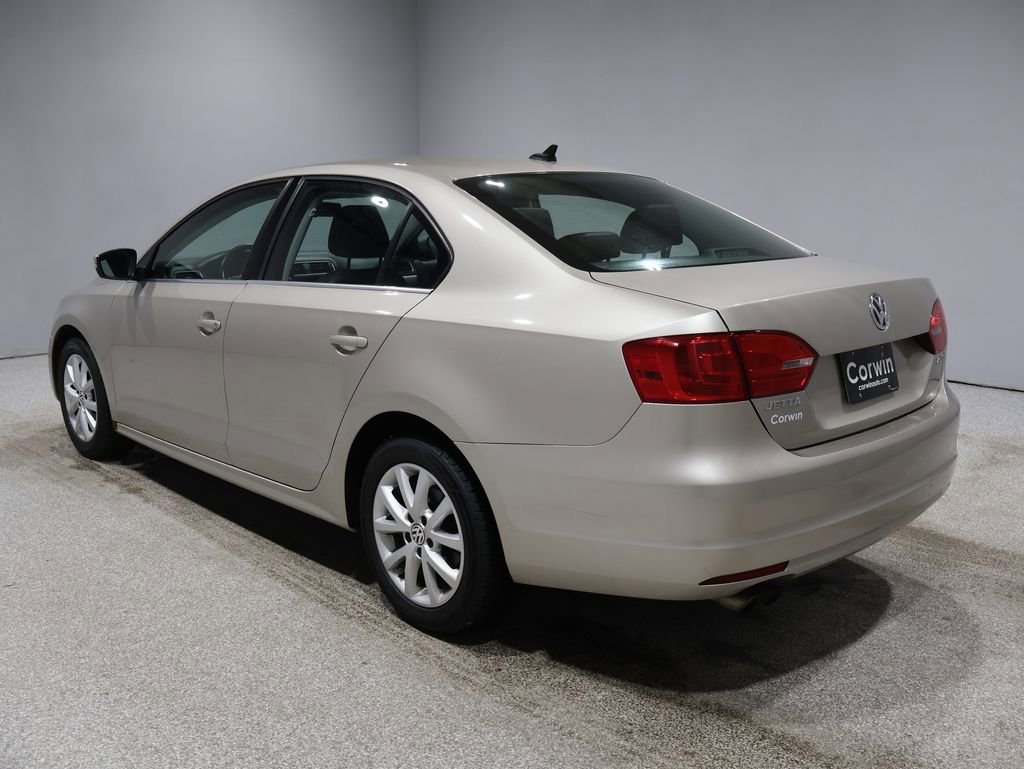 Used 2013 Volkswagen Jetta SE image 4