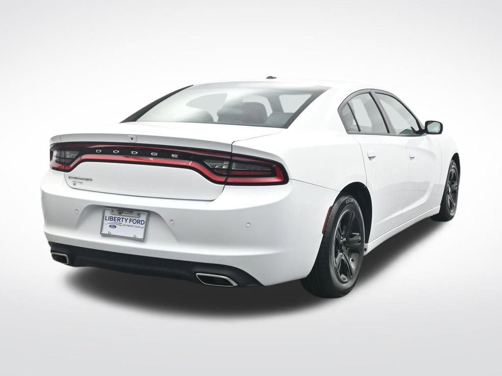 Used 2020 Dodge Charger SXT w/ Leather Interior Group image 7