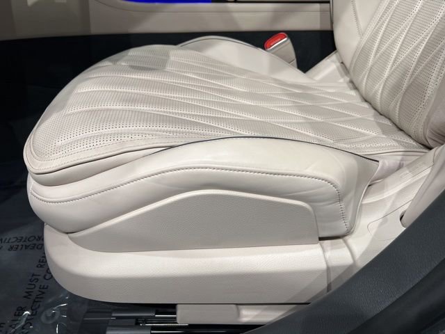 Used 2025 Mercedes-Benz S 63 AMG S image 21