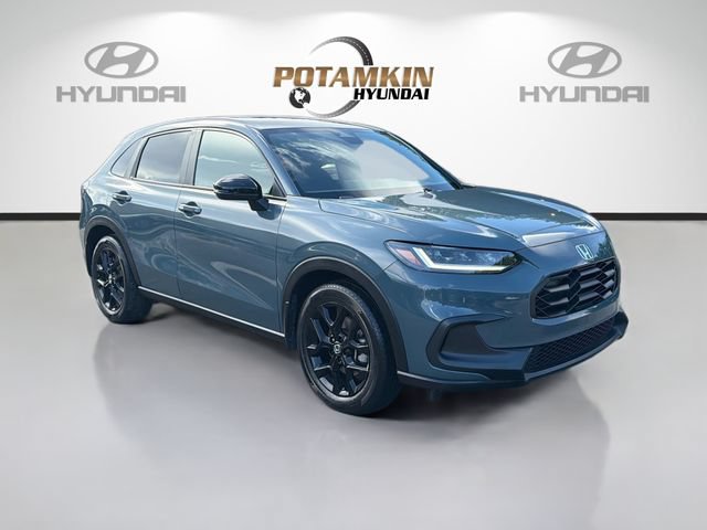 Used 2025 Honda HR-V Sport image 3