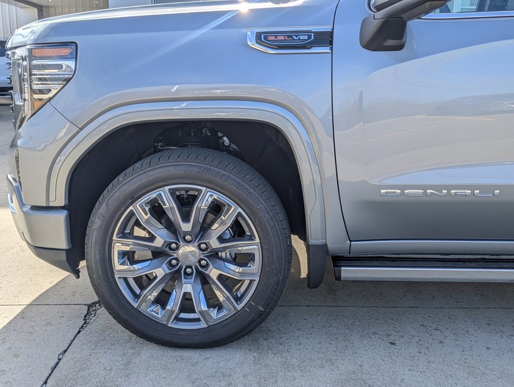 New 2026 GMC Sierra 1500 Denali w/ Denali Reserve Package image 10
