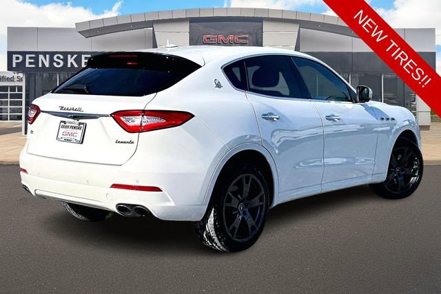 Used 2019 Maserati Levante image 2