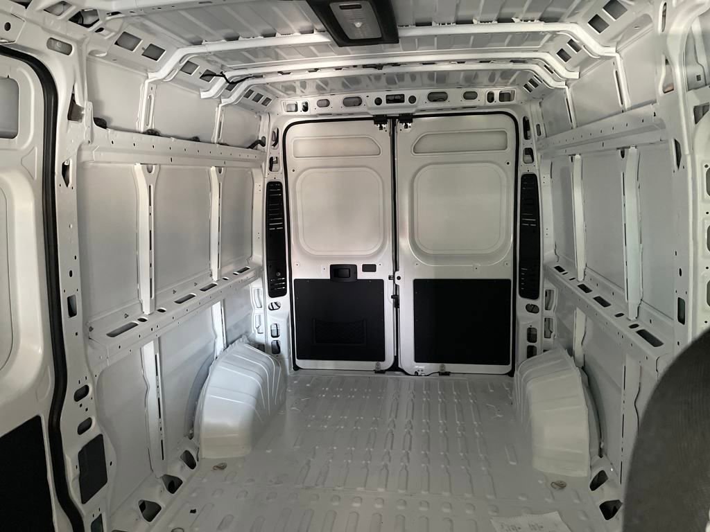 New 2025 RAM ProMaster 2500 w/ Quick Order Package 22H SLT+ FWD image 16