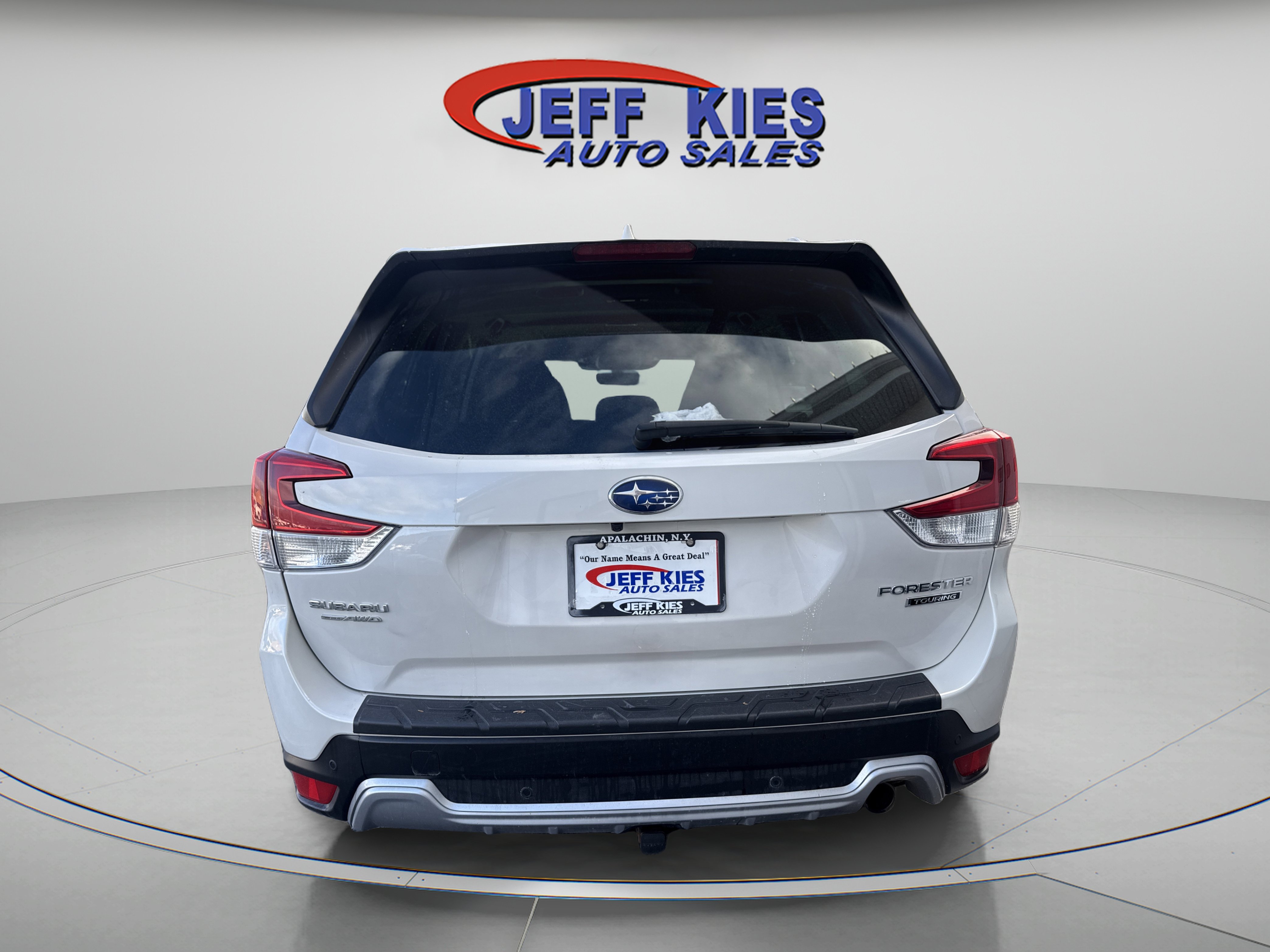 Used 2022 Subaru Forester Touring AWD/4WD image 6
