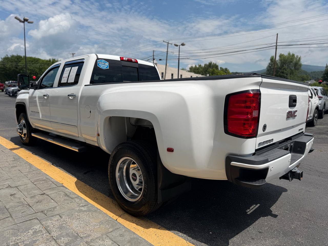 Used 2015 GMC Sierra 3500 Denali w/ Duramax Plus Package AWD/4WD image 6