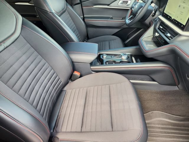 Used 2025 Ford Explorer ST-Line w/ Premium Package RWD image 14