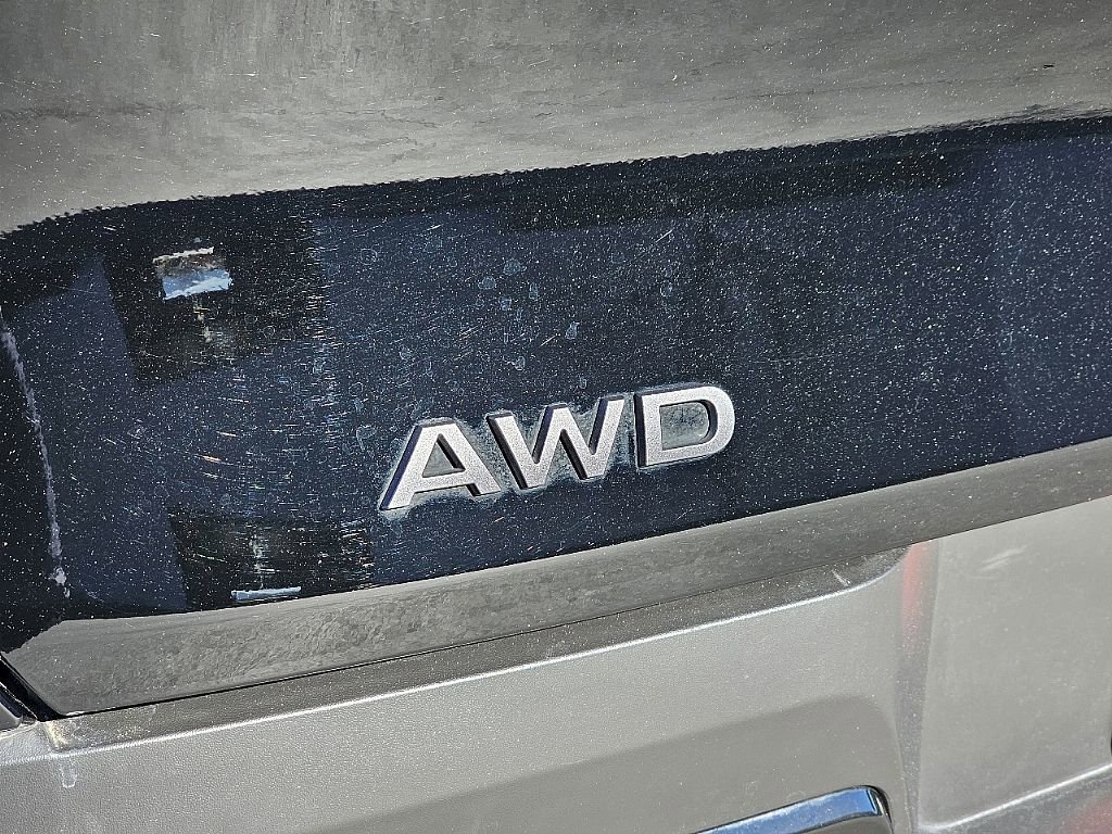 Used 2025 Nissan Murano SV image 16