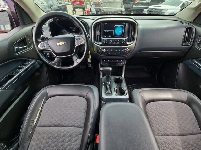 Used 2015 Chevrolet Colorado Z71 AWD/4WD image 7
