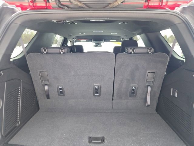 Used 2023 GMC Yukon SLE w/ Gmc Pro Safety Plus Package image 47