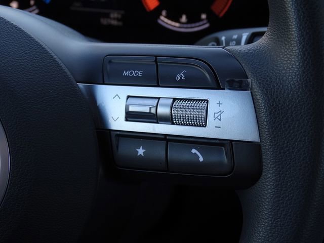 Used 2025 Hyundai Santa Cruz SE image 31