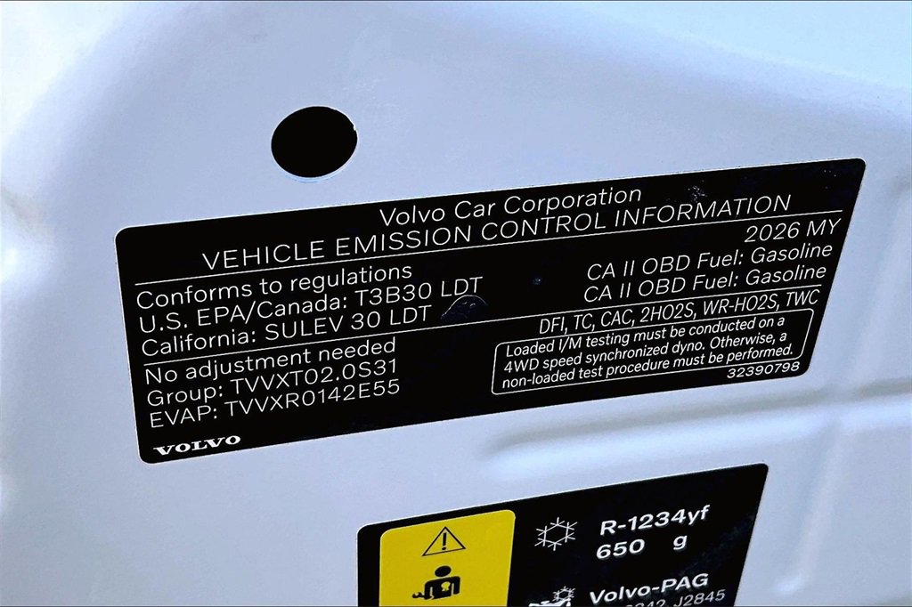 Certified 2026 Volvo XC60 B5 Plus w/ Protection Package Premier image 31