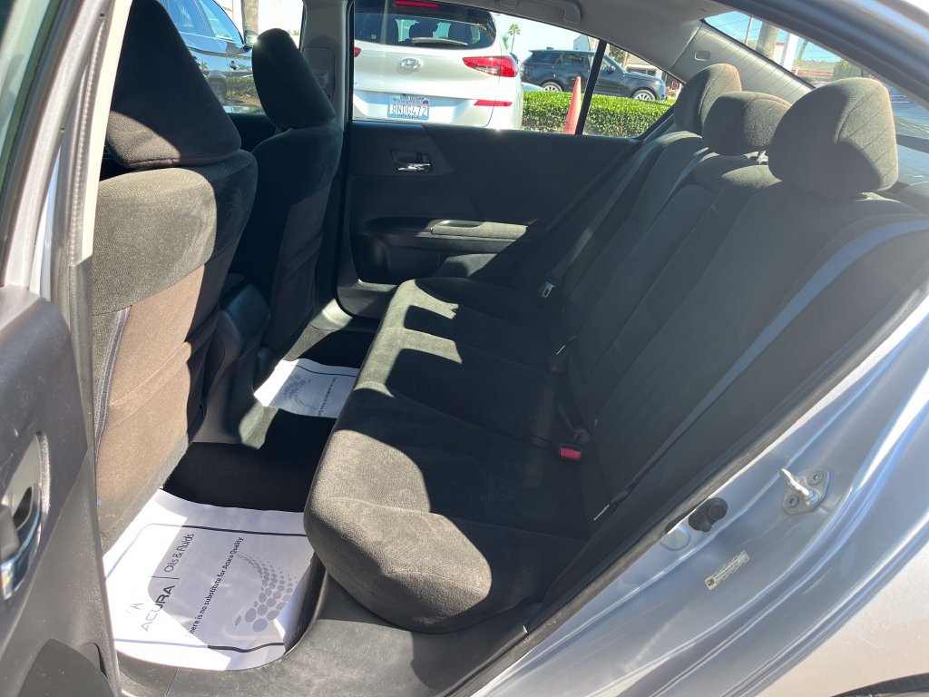 Used 2013 Honda Accord LX image 29