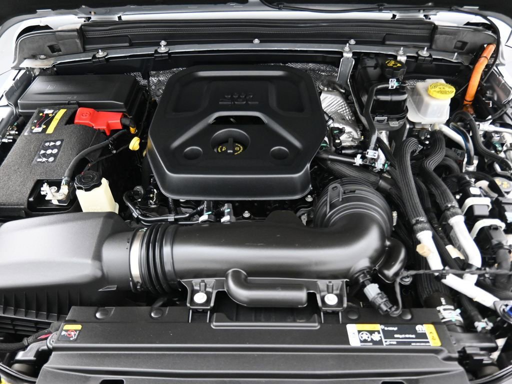 Used 2024 Jeep Wrangler Unlimited Rubicon 4xe image 11