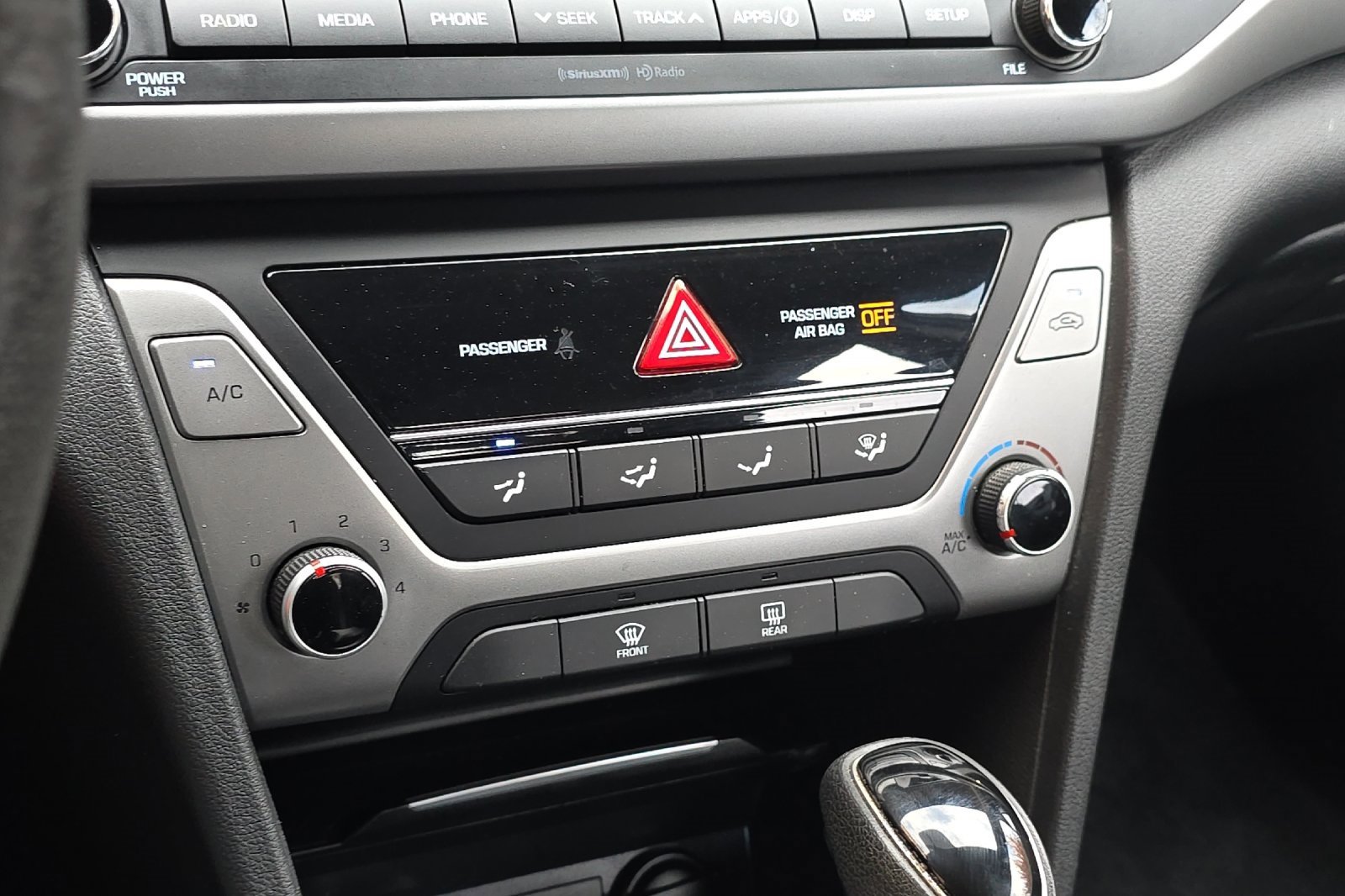 Used 2018 Hyundai Elantra SEL w/ Cargo Package image 21