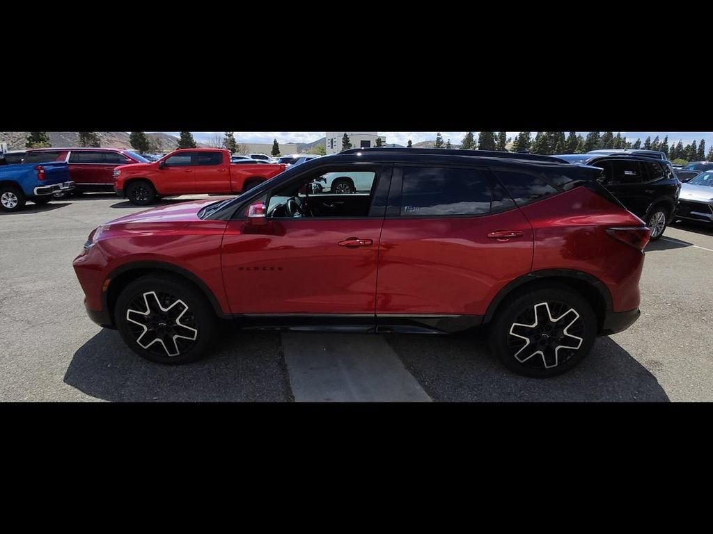 Used 2024 Chevrolet Blazer RS w/ Driver Confidence II Package FWD image 2