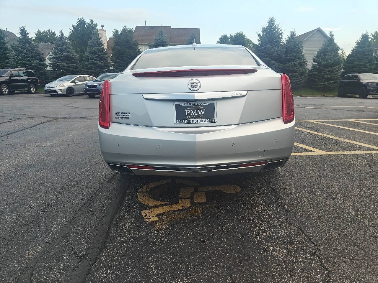 Used 2014 Cadillac XTS Luxury FWD image 4