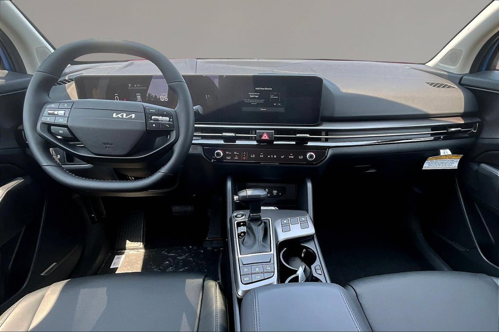 New 2026 Kia Sportage EX FWD image 5