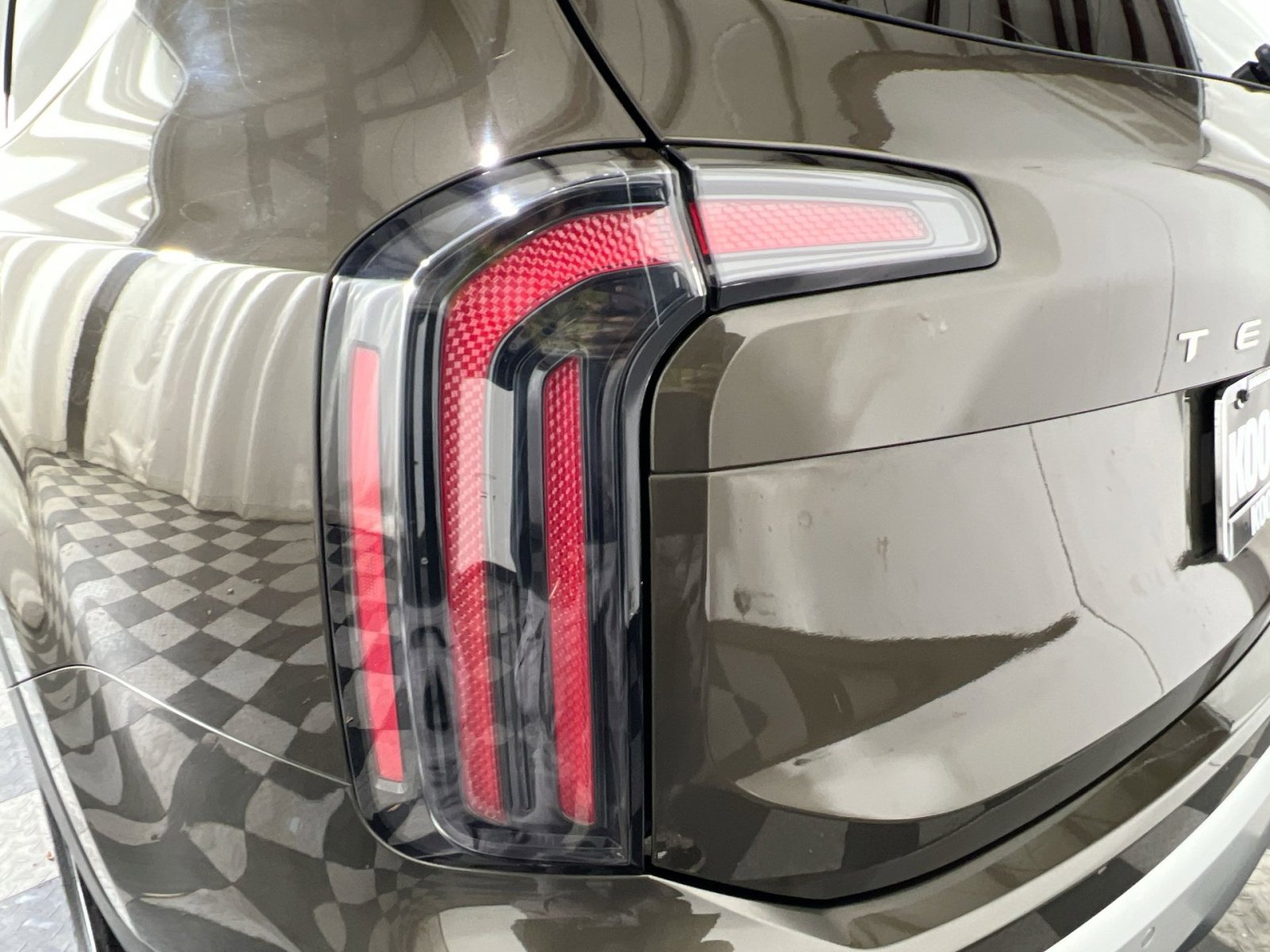 Used 2024 Kia Telluride SX Prestige image 16