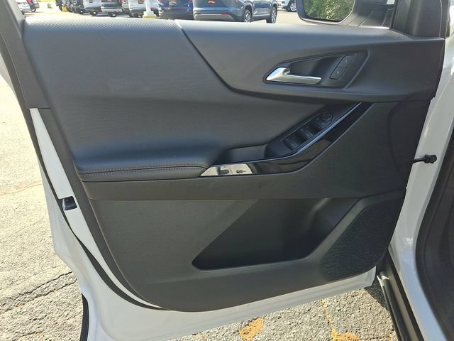 Used 2025 Chevrolet Equinox LT FWD image 12