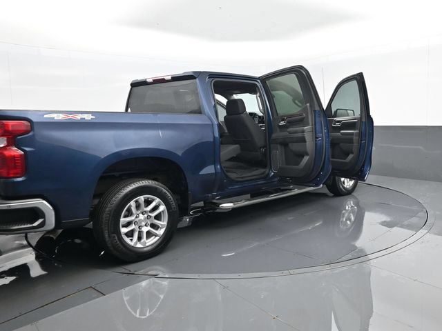 Used 2023 Chevrolet Silverado 1500 LT AWD/4WD image 29