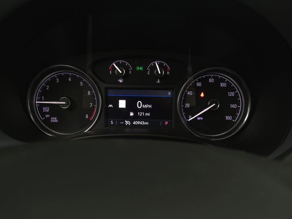 Used 2024 Buick Enclave Essence image 35