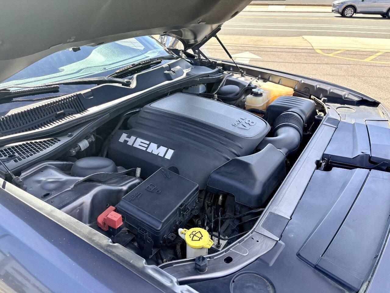 Used 2016 Dodge Challenger R/T RWD image 33