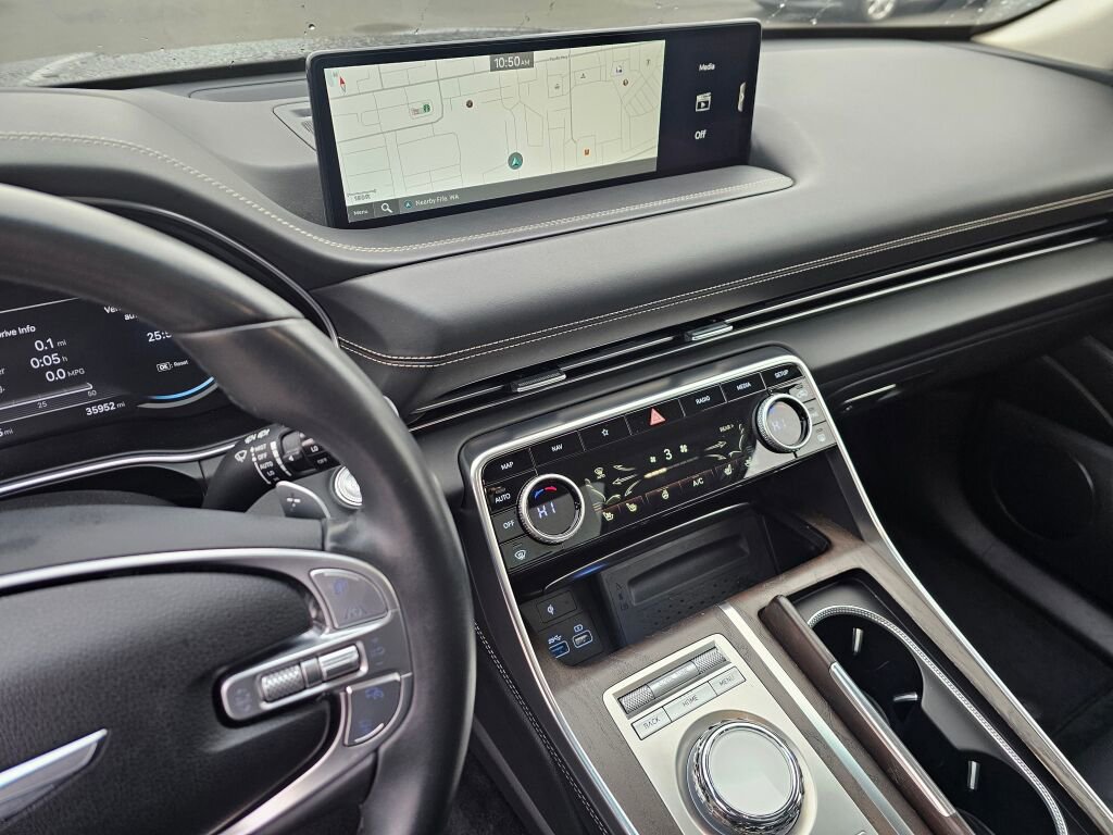 Used 2024 Genesis GV80 3.5T image 32