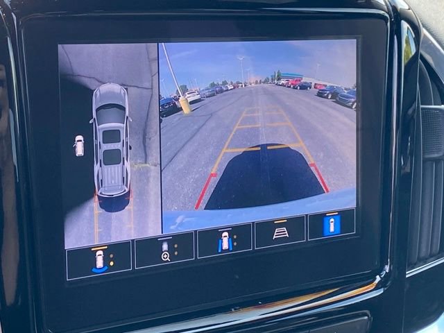 Certified 2023 Chevrolet Traverse RS image 11