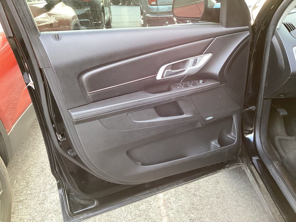 Used 2016 GMC Terrain SLT w/ Open Road Package image 9