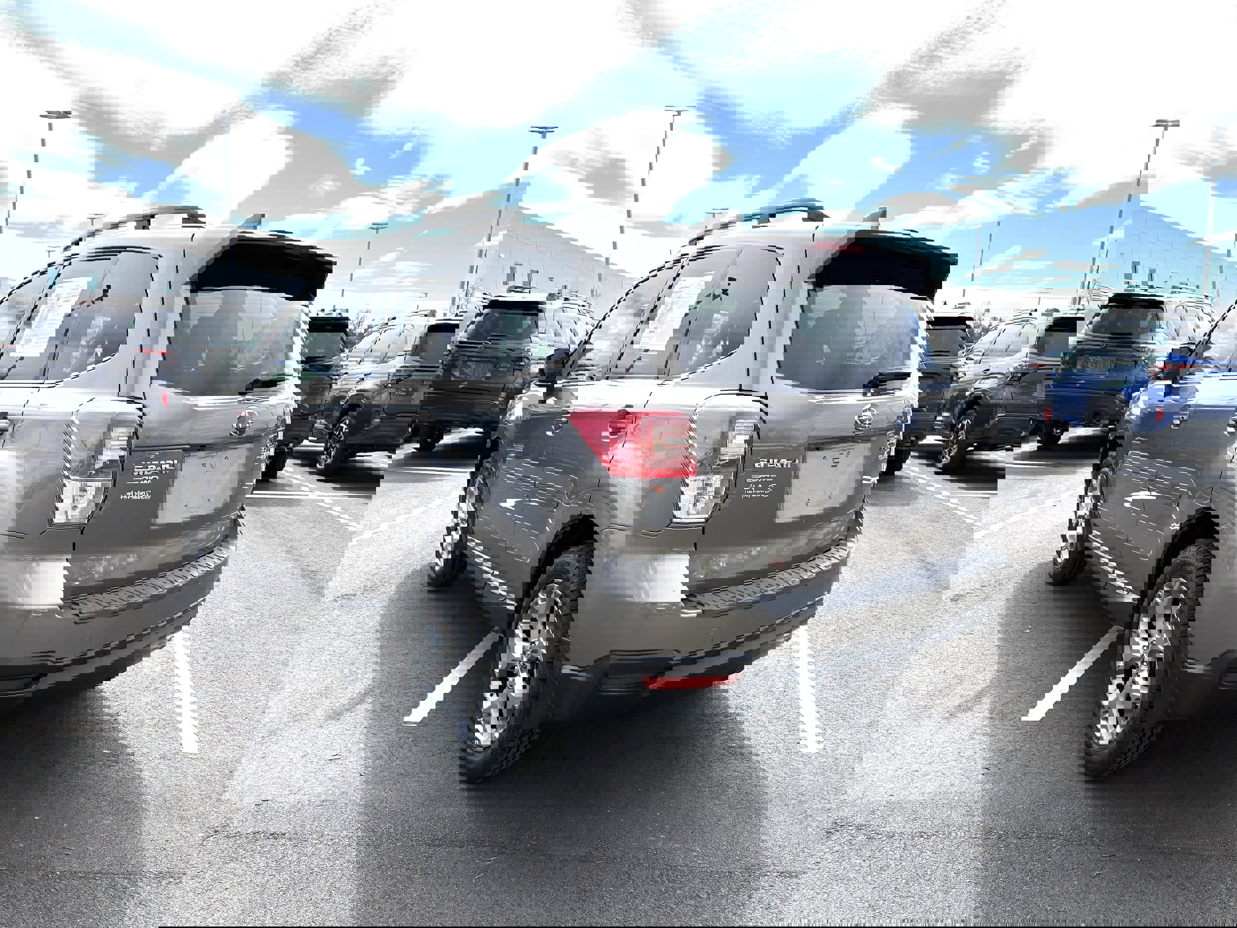 Used 2017 Subaru Forester 2.5i Touring image 6