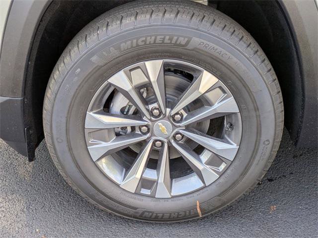 New 2026 Chevrolet Equinox LT w/ LPO, Floor Liner Package image 32