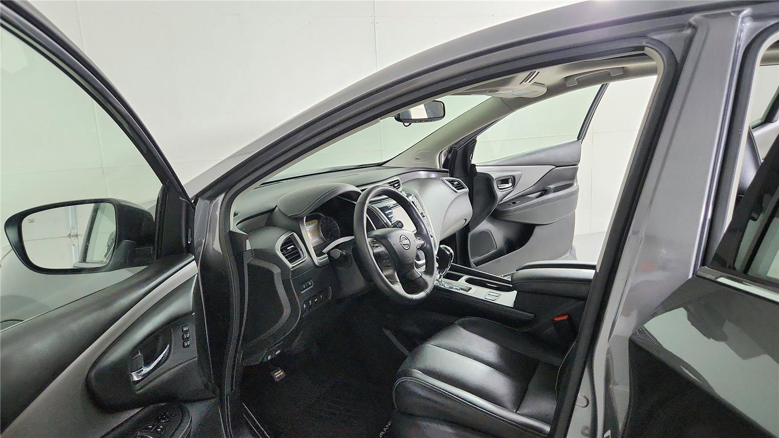 Used 2023 Nissan Murano SL w/ SL Moonroof Package AWD/4WD image 9