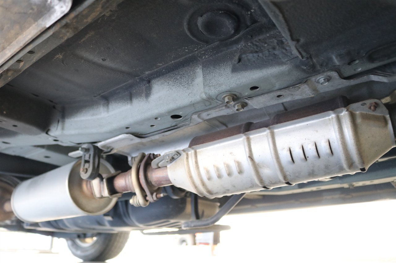 Used 2005 Honda Element EX image 24