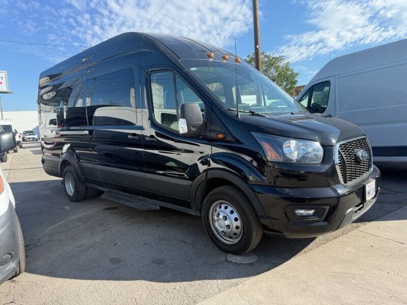 Used 2024 Ford Transit 350 XLT image 1