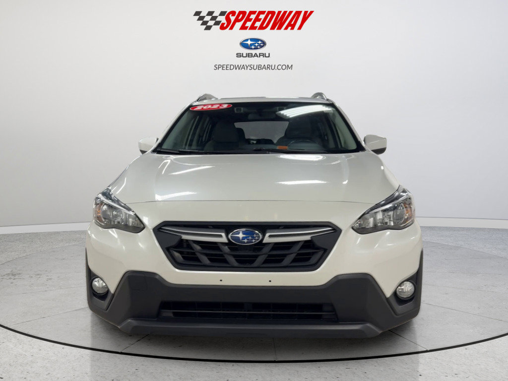 Used 2023 Subaru Crosstrek 2.0i Premium image 3