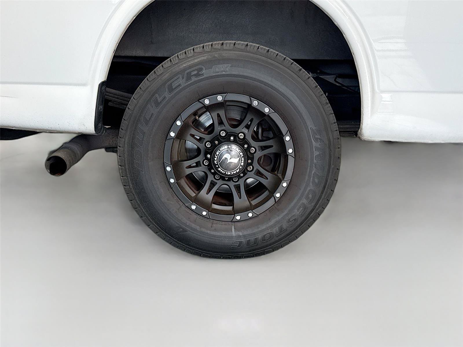 Used 2020 GMC Savana 2500 Extended w/ Enhanced Convenience Package RWD image 20